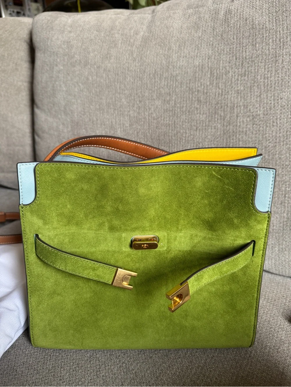 Tory Burch Lee Radziwill Runway Green Suede - Picture 4 of 5